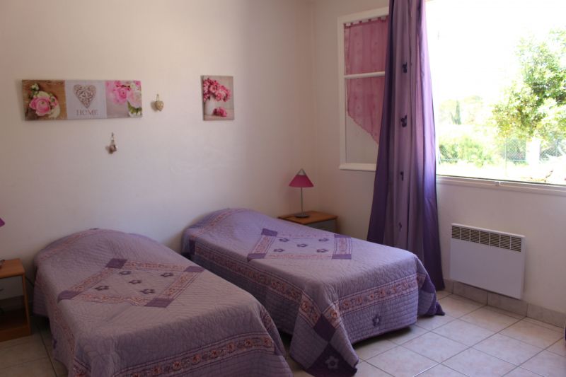 photo 6 Owner direct vacation rental Frjus maison   bedroom 1