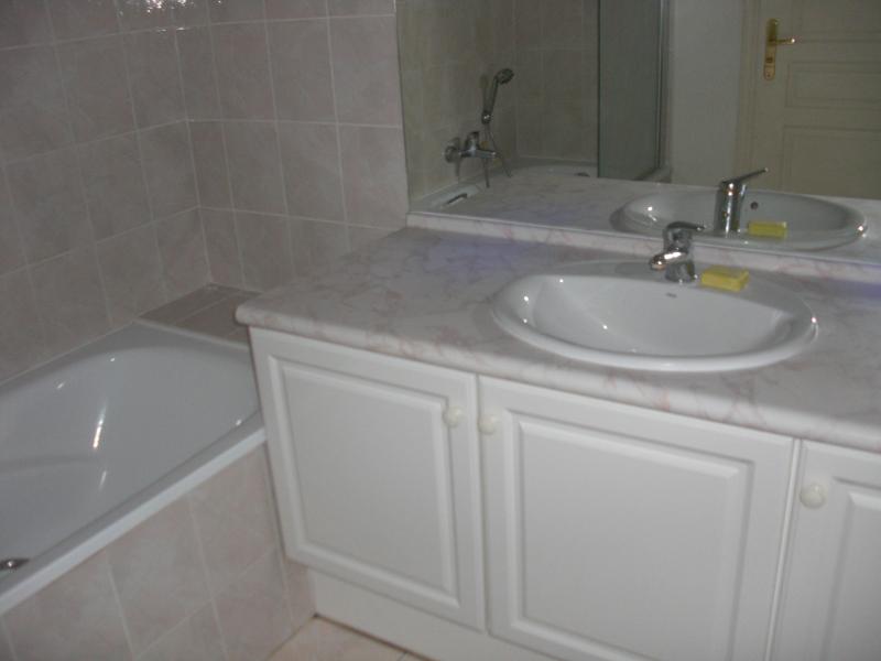 photo 8 Owner direct vacation rental Frjus appartement Provence-Alpes-Cte d'Azur Var bathroom