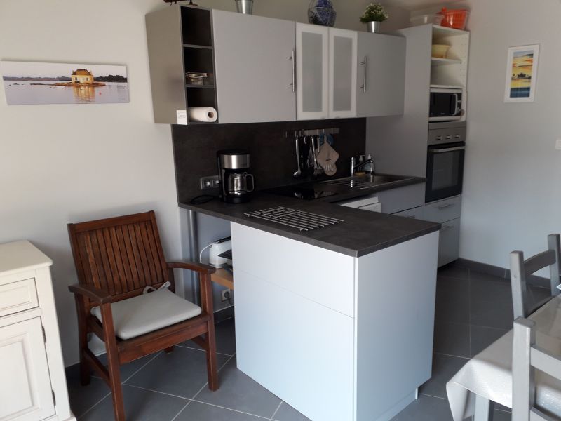 photo 0 Owner direct vacation rental Locmariaquer appartement Brittany Morbihan Kitchenette