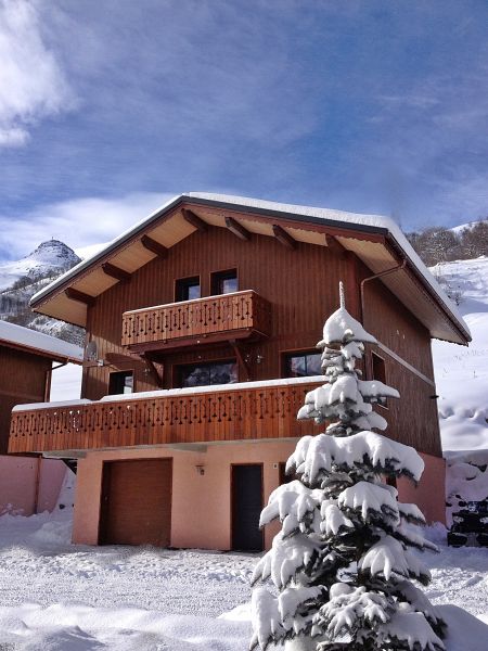 photo 1 Owner direct vacation rental Les Menuires chalet Rhone-Alps Savoie View of the property from outside