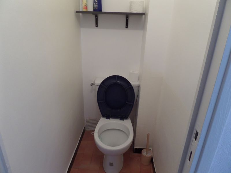 photo 5 Owner direct vacation rental Narbonne plage appartement Languedoc-Roussillon Aude Bathroom w/toilet only