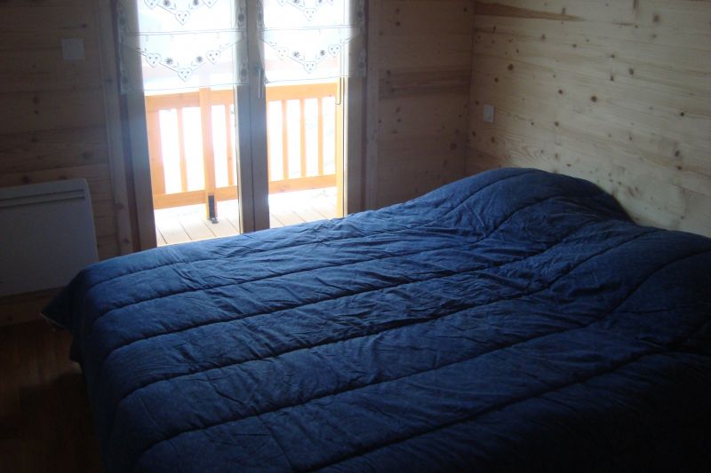 photo 1 Owner direct vacation rental Praz de Lys Sommand chalet Rhone-Alps Haute-Savoie bedroom 1
