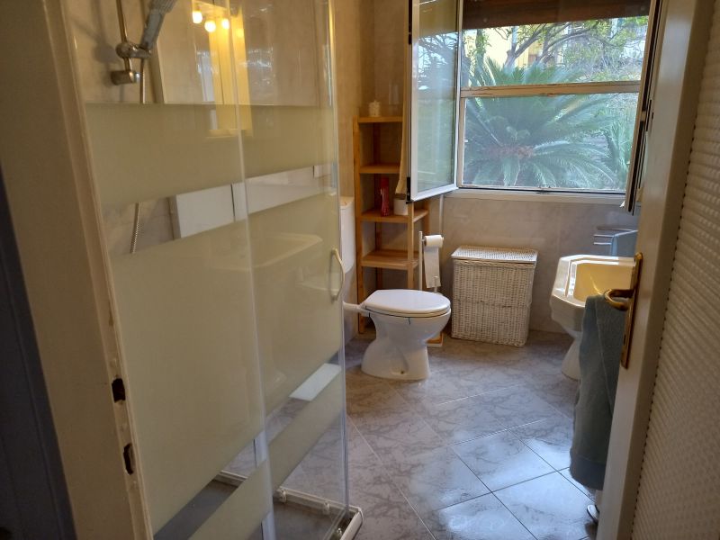 photo 4 Owner direct vacation rental Sanremo appartement Liguria Imperia Province bathroom