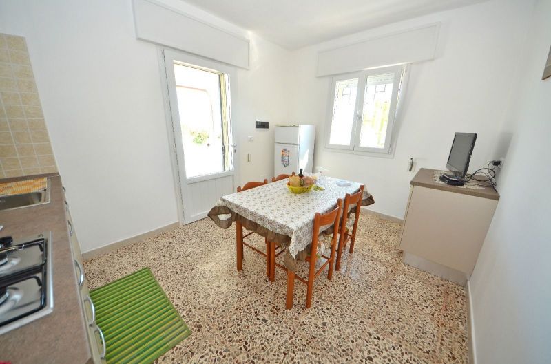 photo 3 Owner direct vacation rental Pescoluse appartement Puglia Lecce Province Kitchenette