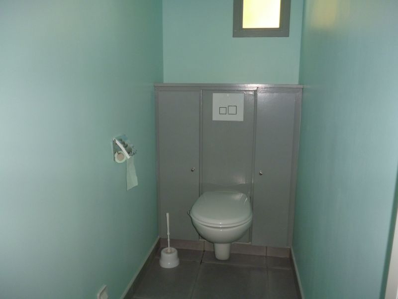 photo 8 Owner direct vacation rental Noirmoutier en l'le maison Pays de la Loire Vende Bathroom w/toilet only