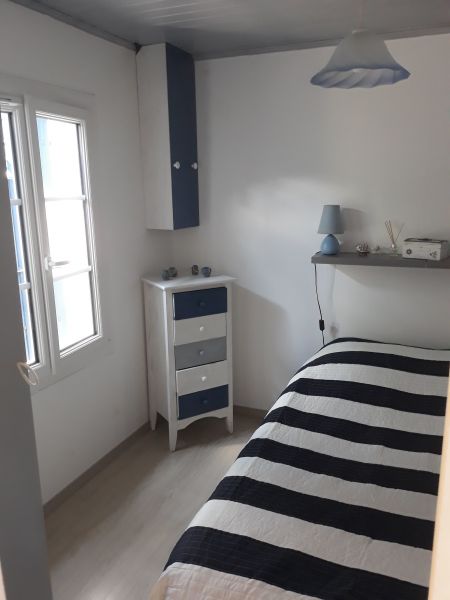 photo 4 Owner direct vacation rental Saint Pierre d'Olron maison Poitou-Charentes Charente-Maritime bedroom 1