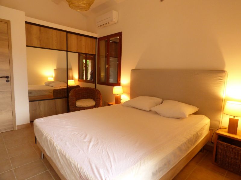 photo 1 Owner direct vacation rental Hyres villa Provence-Alpes-Cte d'Azur Var bedroom 1