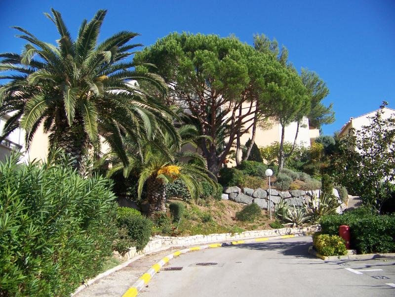 photo 6 Owner direct vacation rental Les Issambres appartement Provence-Alpes-Cte d'Azur Var View of the property from outside