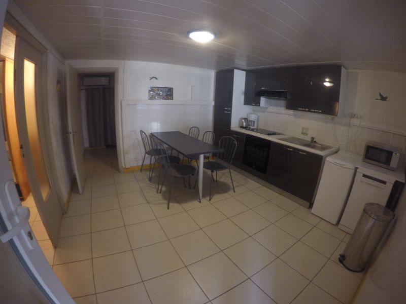 photo 26 Owner direct vacation rental Cavalaire-sur-Mer appartement Provence-Alpes-Cte d'Azur Var Separate kitchen