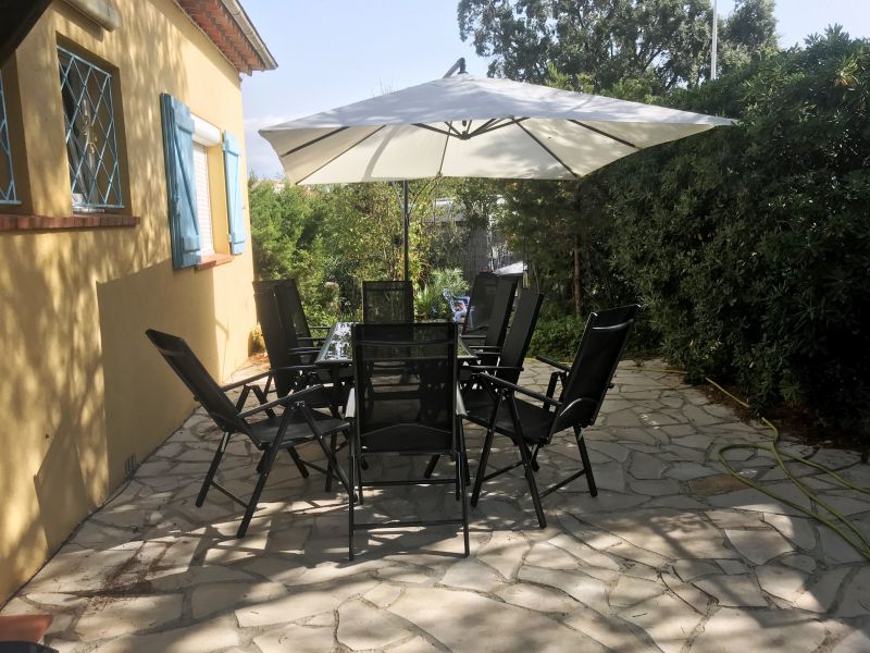 photo 5 Owner direct vacation rental Cavalaire-sur-Mer appartement Provence-Alpes-Cte d'Azur Var Terrace