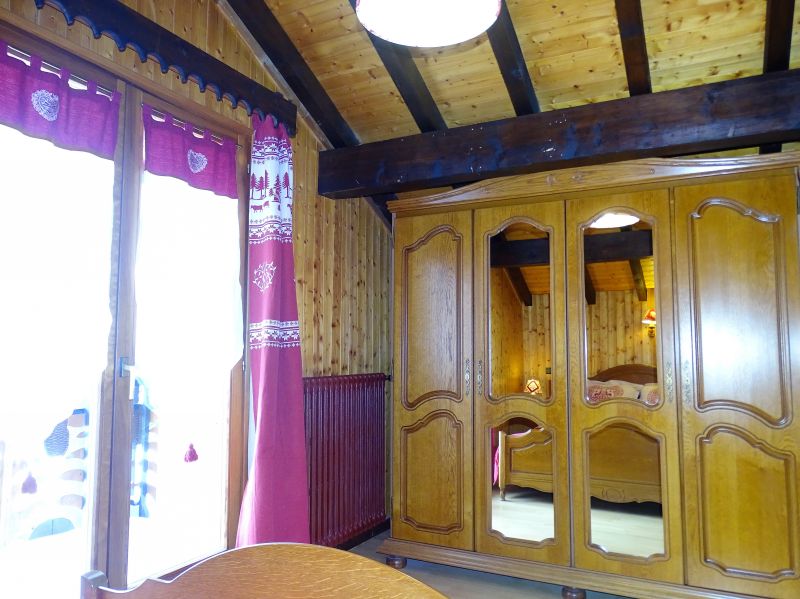 photo 18 Owner direct vacation rental Les Gets chalet Rhone-Alps Haute-Savoie bedroom 3