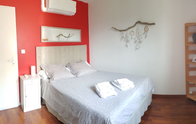 photo 7 Owner direct vacation rental Ares maison Aquitaine Gironde bedroom 2