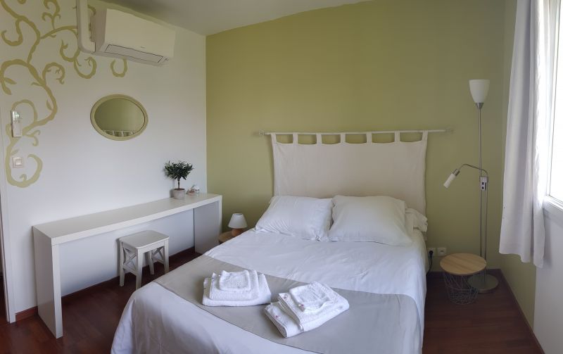 photo 6 Owner direct vacation rental Ares maison Aquitaine Gironde bedroom 1