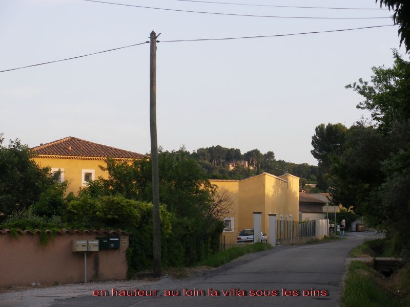 photo 13 Owner direct vacation rental Avignon appartement Provence-Alpes-Cte d'Azur Vaucluse View of the property from outside