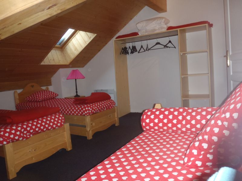 photo 3 Owner direct vacation rental Risoul 1850 appartement Provence-Alpes-Cte d'Azur  bedroom 1