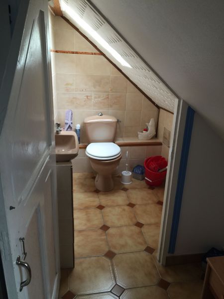 photo 11 Owner direct vacation rental Mers Les bains appartement Picardy Somme Bathroom w/toilet only