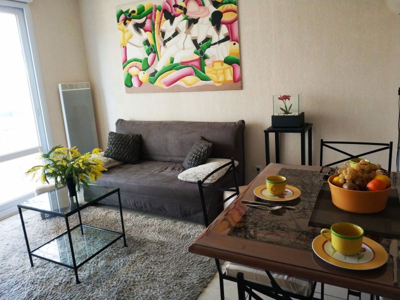 photo 5 Owner direct vacation rental Frjus appartement Provence-Alpes-Cte d'Azur Var Living room