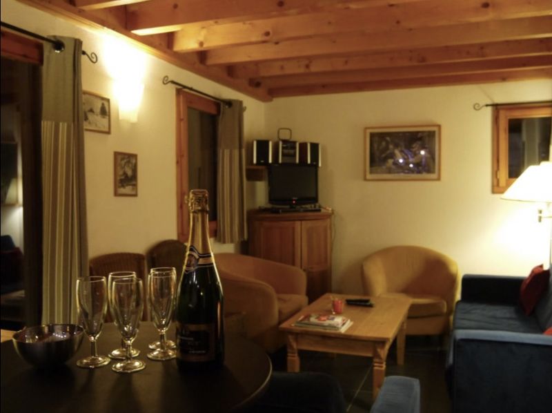 photo 10 Owner direct vacation rental Oz en Oisans chalet Rhone-Alps Isre Living room