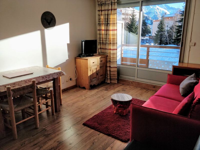 photo 7 Owner direct vacation rental Les 2 Alpes studio Rhone-Alps Isre View of the property from outside