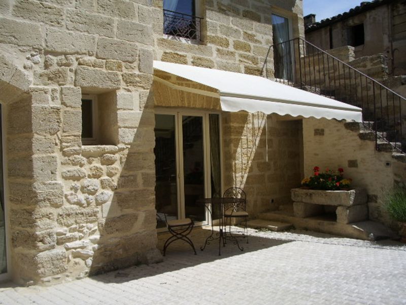 photo 4 Owner direct vacation rental Uzs maison Languedoc-Roussillon Gard View of the property from outside