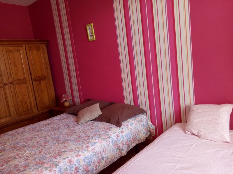 photo 7 Owner direct vacation rental Dinan gite Brittany Ctes d'Armor bedroom 2