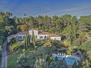 Gulf Of St. Tropez countryside and lake rentals: villa # 118602