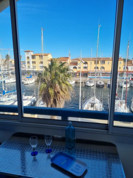 photo 4 Owner direct vacation rental Port Leucate studio   Covered balcony