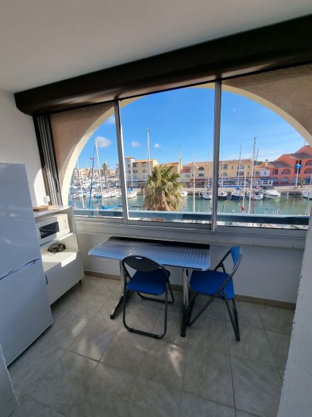 photo 9 Owner direct vacation rental Port Leucate studio   Covered balcony