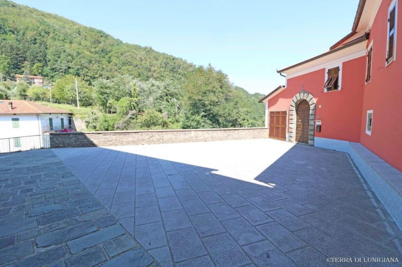 photo 16 Owner direct vacation rental Pontremoli maison Tuscany Massa-Carrara Province View of the property from outside
