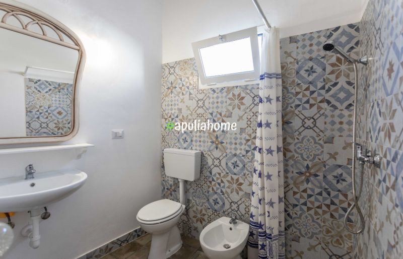 photo 12 Owner direct vacation rental Torre Suda appartement   bathroom