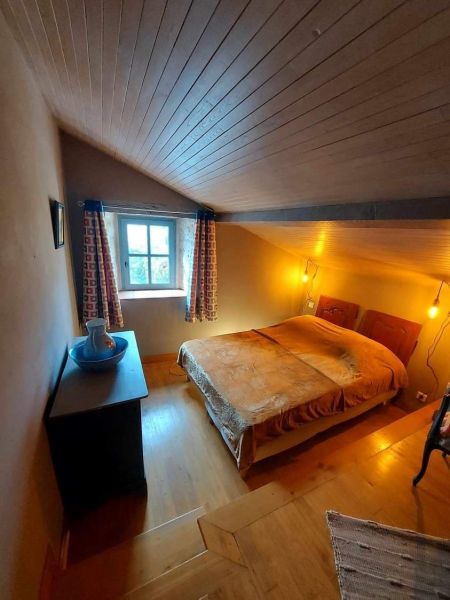 photo 23 Owner direct vacation rental Lauzerte gite Midi-Pyrnes Tarn et Garonne bedroom 2