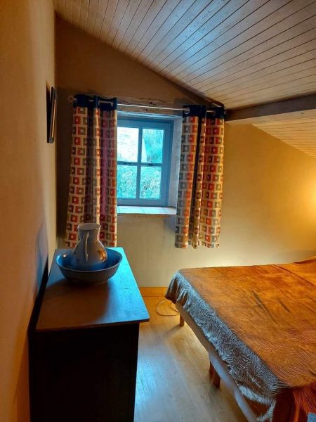 photo 25 Owner direct vacation rental Lauzerte gite Midi-Pyrnes Tarn et Garonne bedroom 2