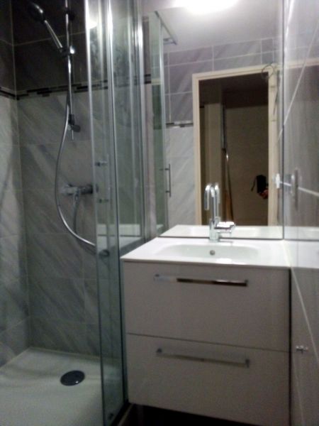 photo 8 Owner direct vacation rental Saint Lary Soulan studio Midi-Pyrnes Hautes-Pyrnes bathroom