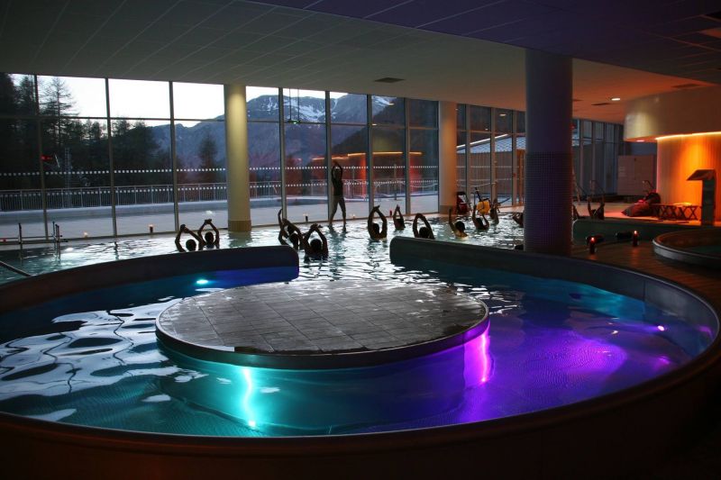 photo 8 Owner direct vacation rental Montgenvre studio Provence-Alpes-Cte d'Azur Hautes-Alpes Swimming pool
