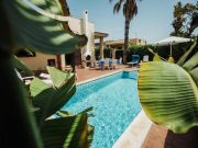 vacation rentals for 4 people: villa # 92036