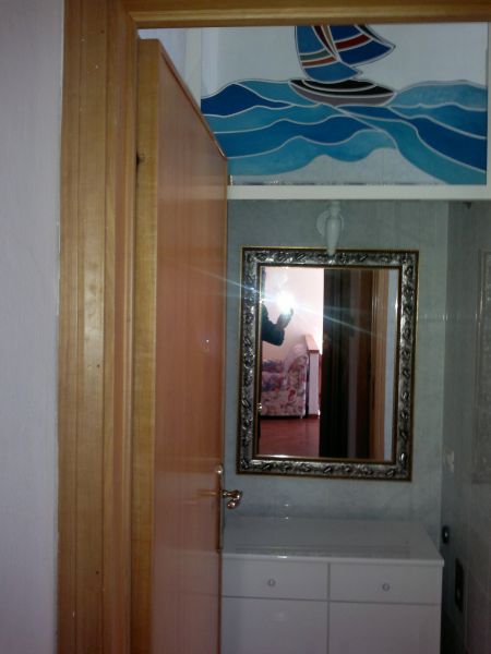 photo 4 Owner direct vacation rental San Vincenzo appartement Tuscany Livorno Province bathroom