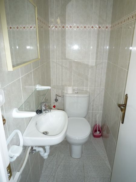 photo 16 Owner direct vacation rental Empuriabrava appartement Catalonia Girona (province of) Bathroom w/toilet only