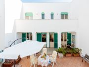 Torre Specchia - Melendugno vacation rentals for 8 people: maison # 110299