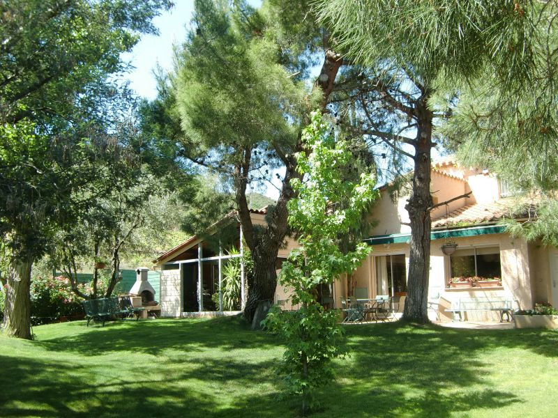 photo 2 Owner direct vacation rental Perpignan villa Languedoc-Roussillon Pyrnes-Orientales View of the property from outside
