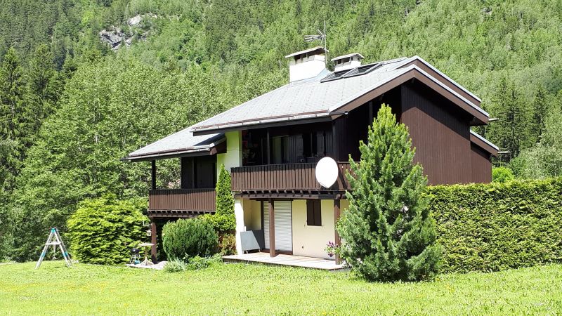photo 1 Owner direct vacation rental Chamonix Mont-Blanc appartement Rhone-Alps Haute-Savoie View of the property from outside