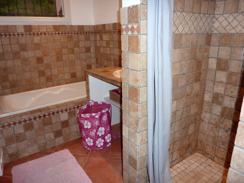 photo 6 Owner direct vacation rental Porto Vecchio villa Corsica Corse du Sud bathroom