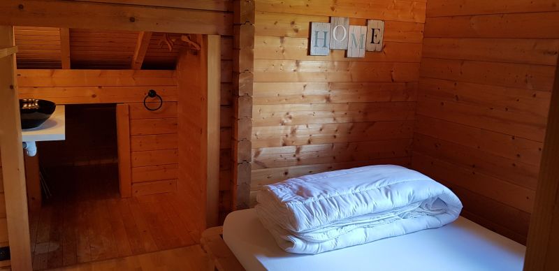 photo 15 Owner direct vacation rental Praz de Lys Sommand appartement Rhone-Alps Haute-Savoie bedroom 2