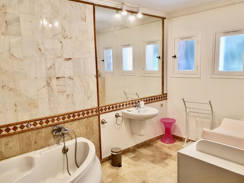 photo 18 Owner direct vacation rental Les Issambres villa Provence-Alpes-Cte d'Azur Var bathroom