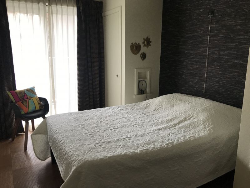 photo 18 Owner direct vacation rental Knokke-le-Zoute appartement West-Flanders  bedroom 1