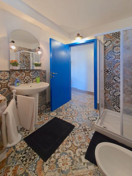 photo 17 Owner direct vacation rental Tre Fontane villa Sicily Trapani Province bathroom