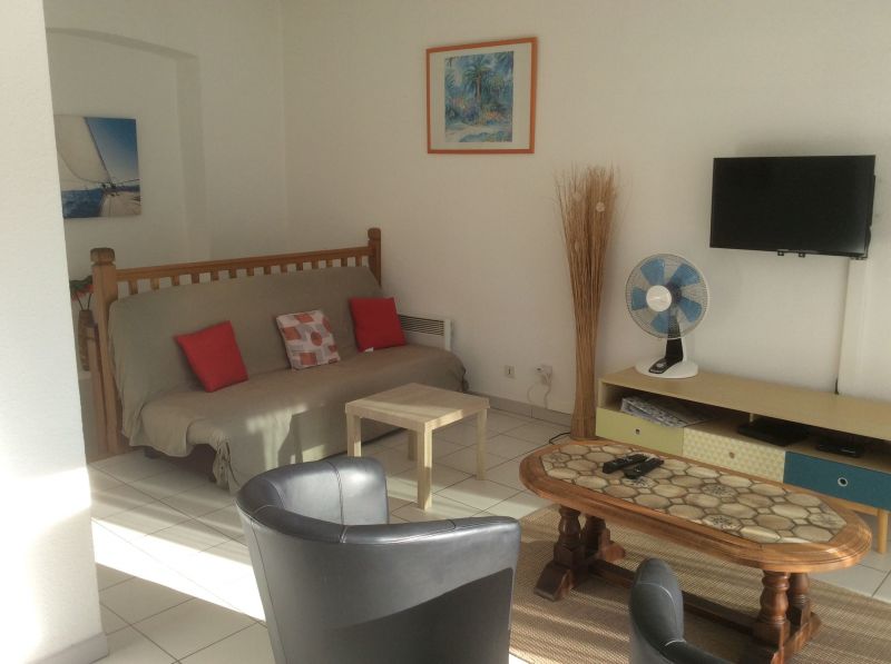 photo 6 Owner direct vacation rental Port Vendres appartement Languedoc-Roussillon Pyrnes-Orientales Lounge 1