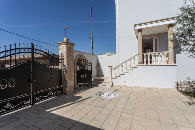 photo 3 Owner direct vacation rental Ugento - Torre San Giovanni appartement   Garden