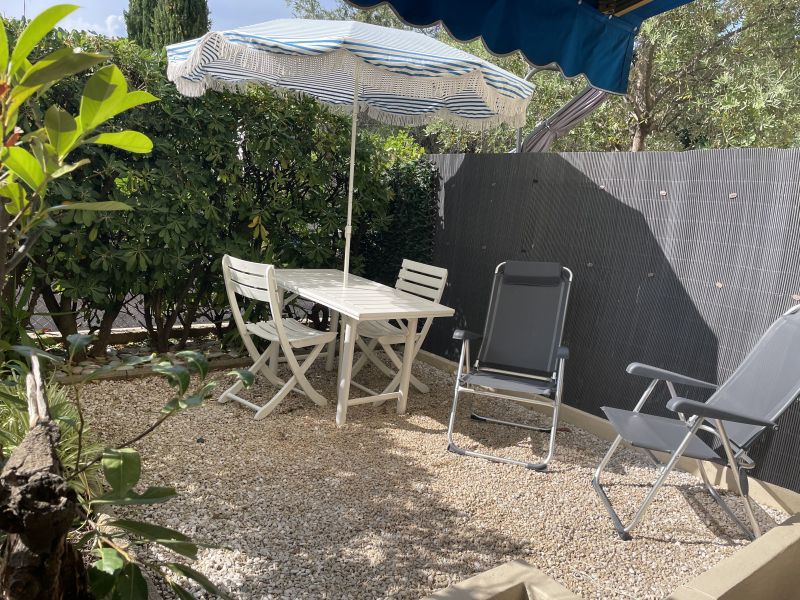 photo 0 Owner direct vacation rental Cagnes sur Mer studio Provence-Alpes-Cte d'Azur Alpes-Maritimes View of the property from outside