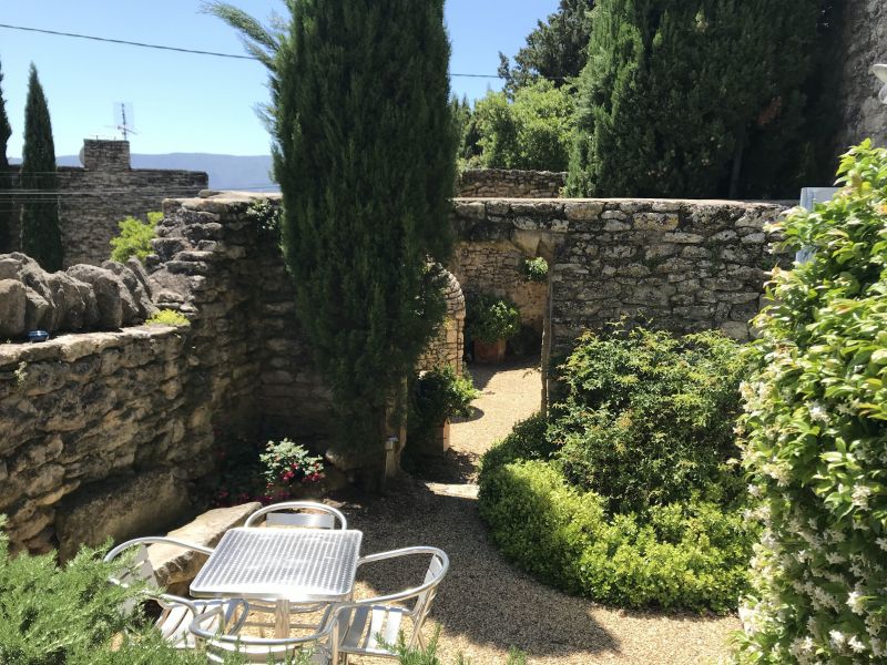 photo 16 Owner direct vacation rental Gordes maison Provence-Alpes-Cte d'Azur Vaucluse Garden