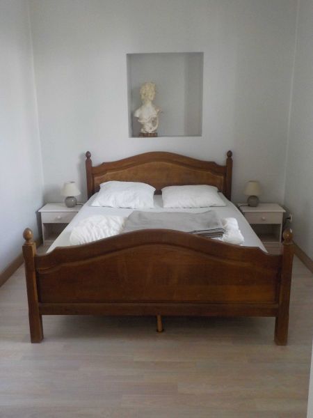 photo 13 Owner direct vacation rental Saint Pierre Quiberon appartement Brittany Morbihan bedroom 1